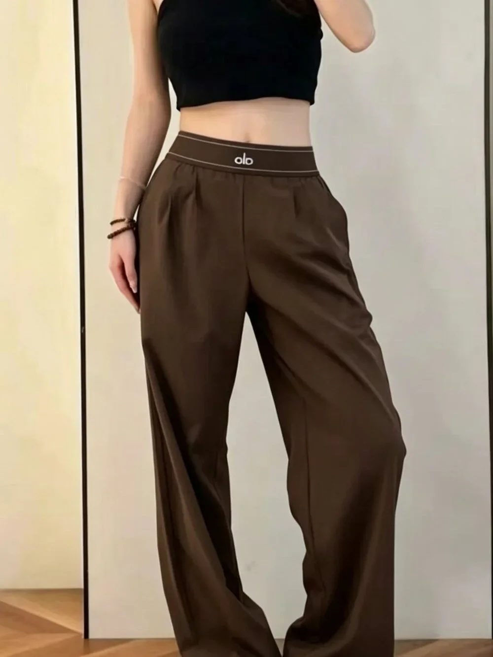 🏈ALO Yoga Suit Up Trouser Coffee Brown (Regular)🎻slim‑tailored